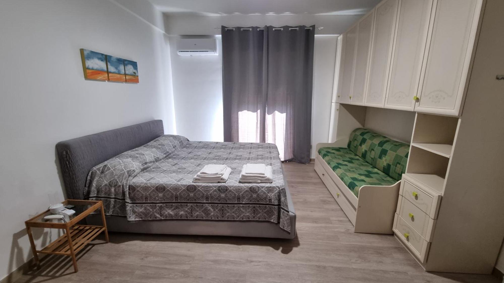 Апартаменты La Casa Sul Viale Реджо-ди-Калабрия Экстерьер фото